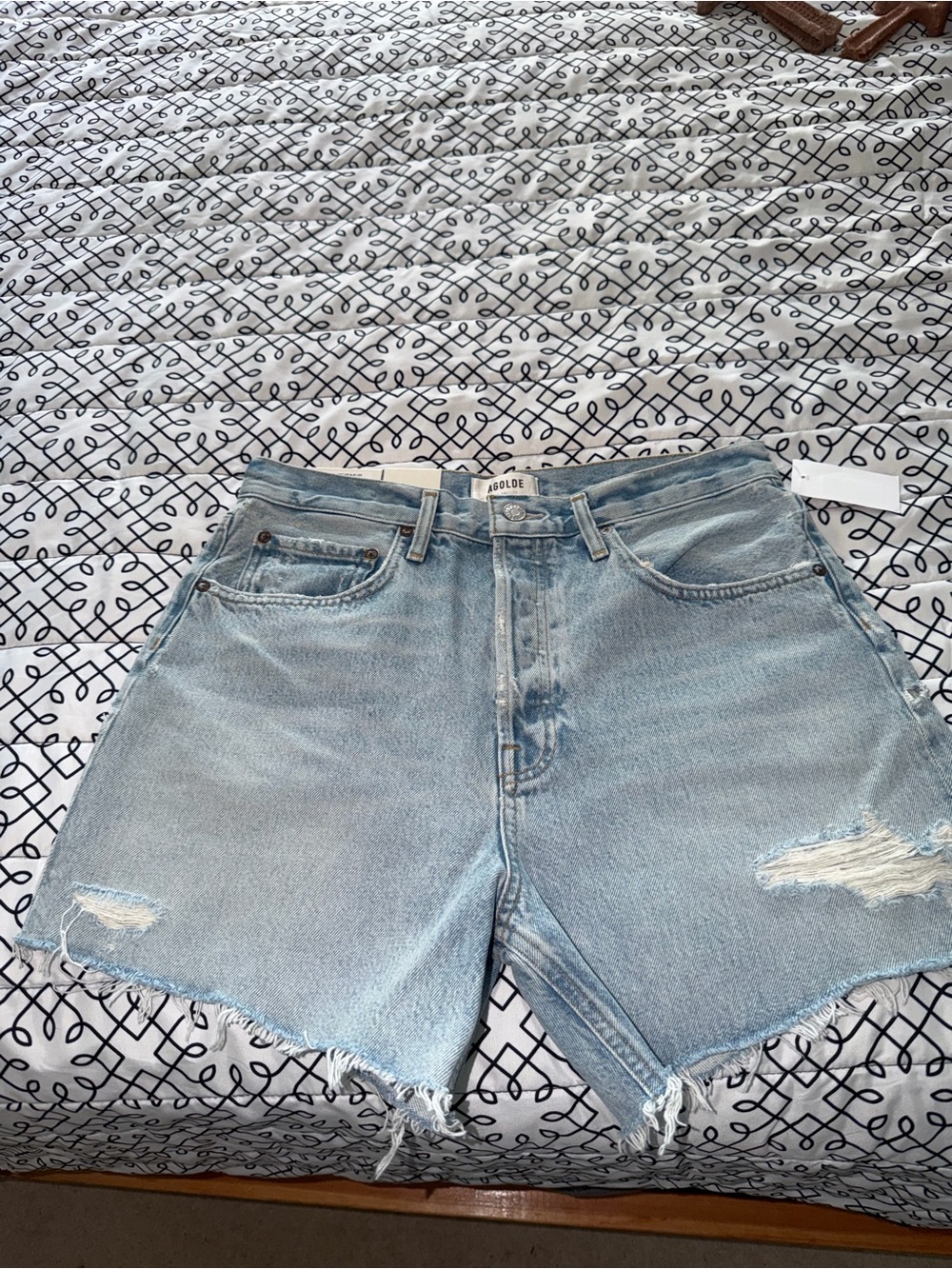 Agolde High Rise Slim Riley Shorts - Picture 1 of 10